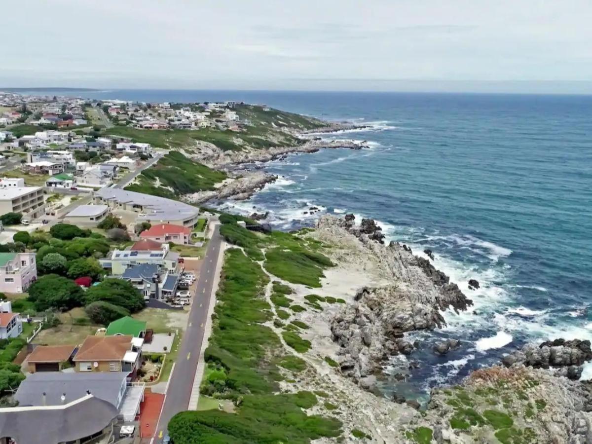 Self Catering Apartment - De Kelders Bagian luar foto